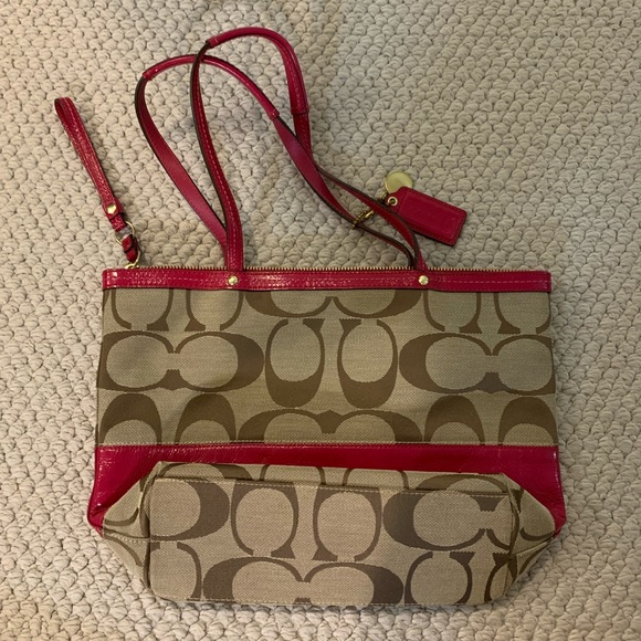 Coach Signature Collection Shoulder Bag - Picture 2 of 3